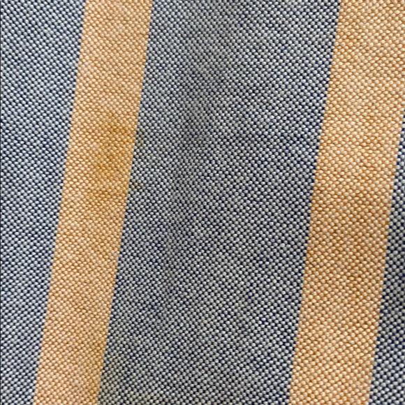 Xl button down - Picture 3 of 3